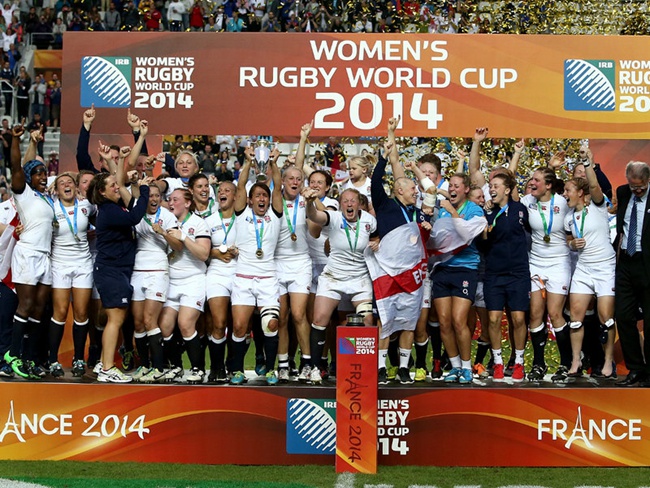 England-celebrate-after-winning-the-IRB-Women_3192237